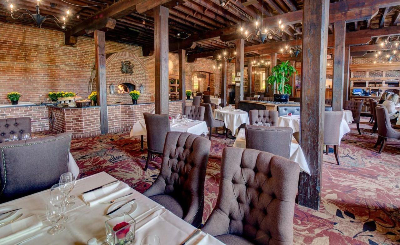 Weatherpine Inn Niagara-on-the-Lake ภายนอก รูปภาพ