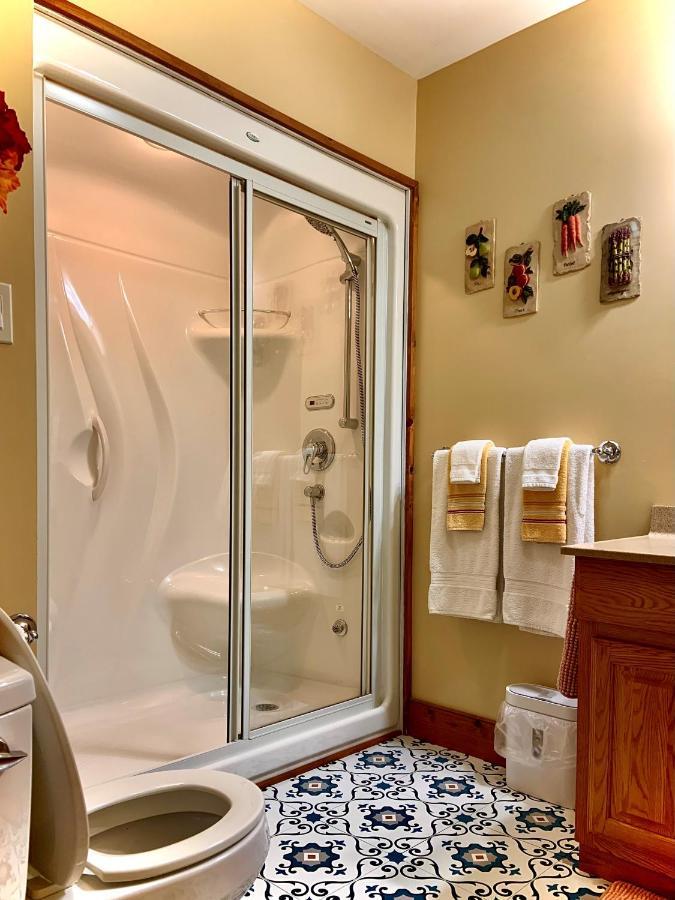 Weatherpine Inn Niagara-on-the-Lake ภายนอก รูปภาพ
